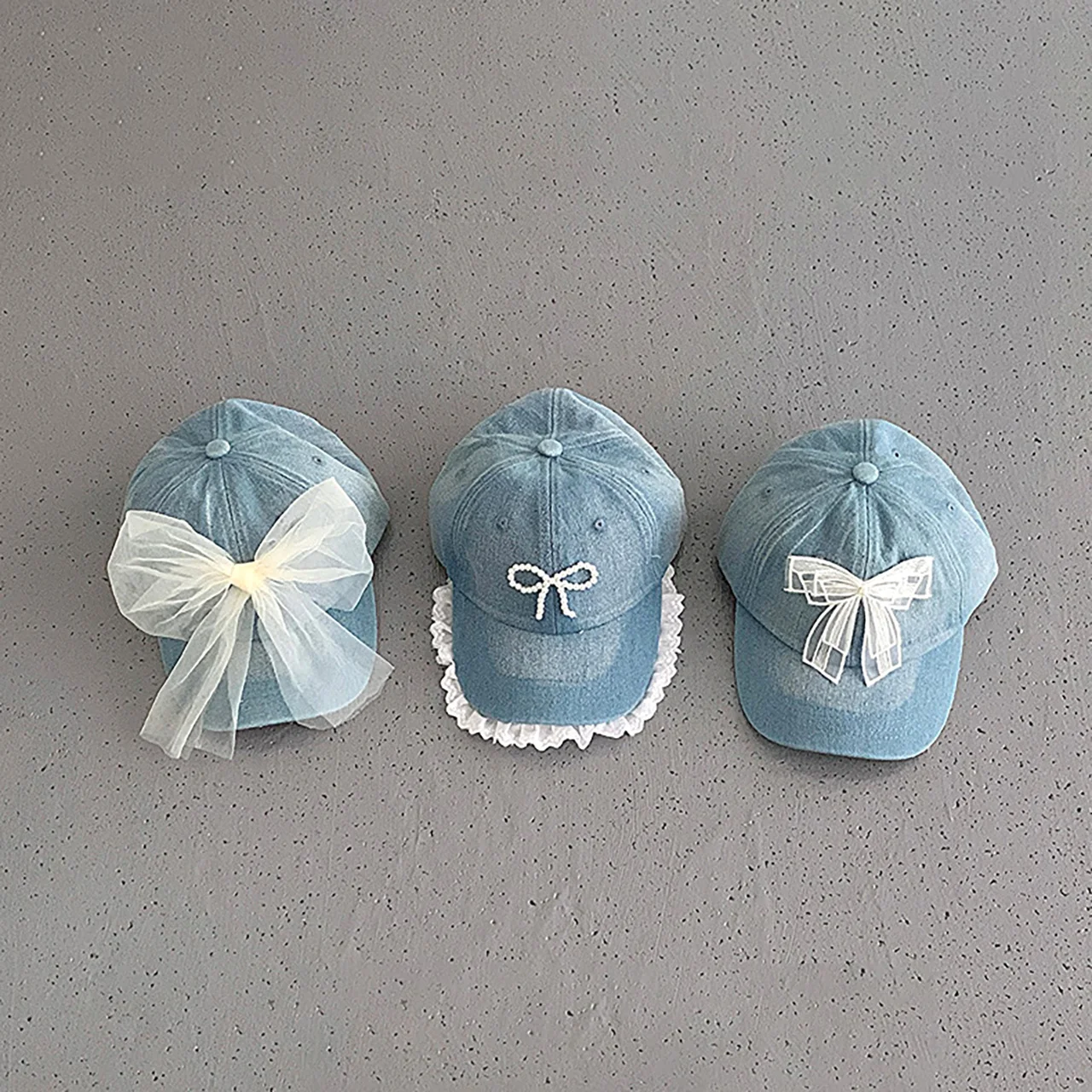 

Princess Girl Blue Denim Baseball Cap Pearl Bow Peaked Caps White Lace Ruffle Duck Tongue Hat 2-6Year Children Sunshade Visors