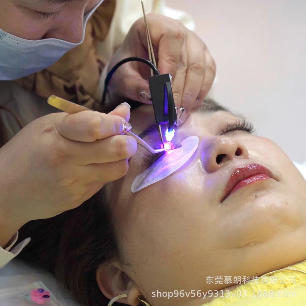 

Portable Custom LED UV Lash Lamp UV Glue Curing Ultraviolet Handheld Tweezer Eyelash Light