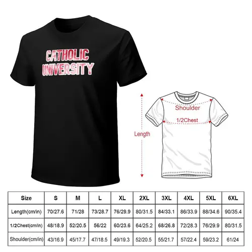 Imagen 2 del producto Camiseta roja con contorno blanco, diseño de Universidad Católica de Trippy de América, camisetas gráficas vintage, camisetas para hombre