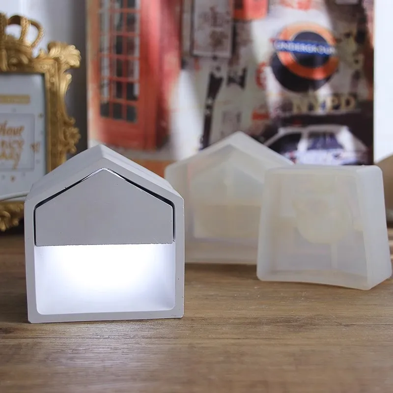 

Small House Silicone Mold for Bedside Lamp, Creative Lamp Mold, Night Light, Cement, Clear Concrete, Aromatherapy