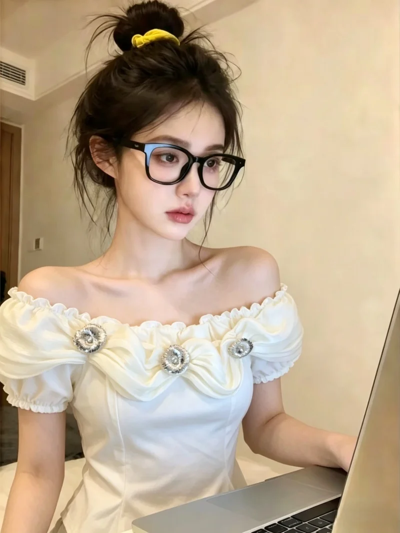 

Unique Shoulder T-Shirt Women's Summer New Style Self-Kept Decoration Three-Dimensional Skirt Hem Short-Sleeved Korean Version