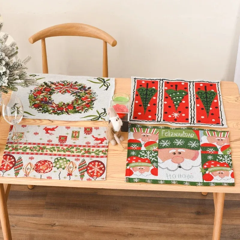 Christmas Table Mat Set Place Mats for Dinner Linen Placemats Holiday Tableware Pads for Family Gathering Home Kitchen Decor