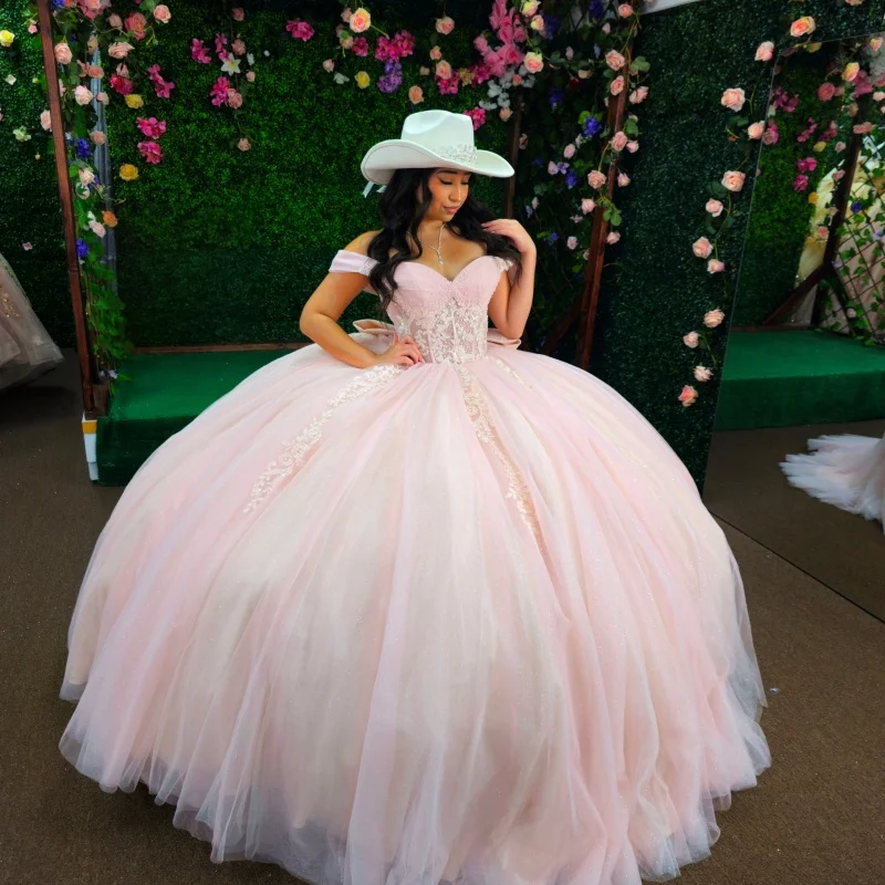 

Light Pink Quinceanera Dresses off-shoulder Glitter Decal Layering Long tail Bow Vestido De 15 Quinceanera Customize