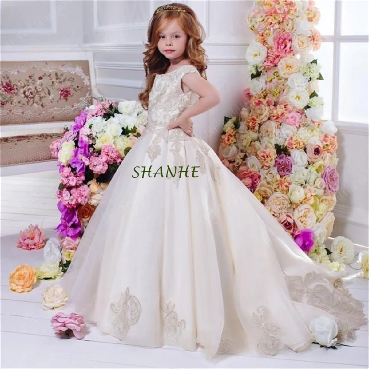 2-14 Years Lovely Floral Lace Flower Girl Dresses Girls Pageant Ball Gowns Long Train Beautiful Little Kids Formal Party Wear