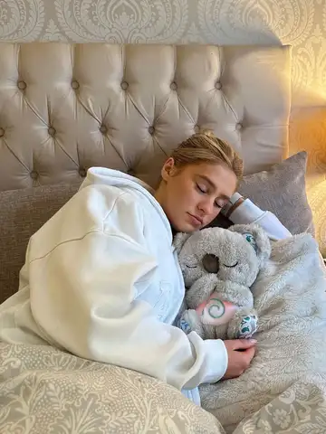 Baby Soother Relief Koala Bear Girl Stuffed Animal Crib Toys Soothe Koalas Plush Toy With Lullabys for sleep Easy To Use Durable