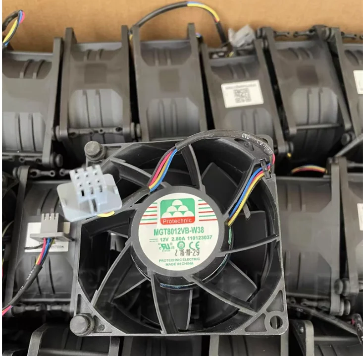 

Nidec MGT8012VB-W38 DC 12 В 2,8 А 80x80x38 мм 4-проводной охлаждающий вентилятор для сервера