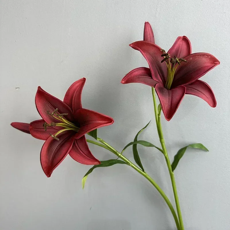 66cm Artificial Lily Branch PU Purple Red Blue False Flower Auditorium Decor Simulation Lilies Coffee Shop Decorative Flowers