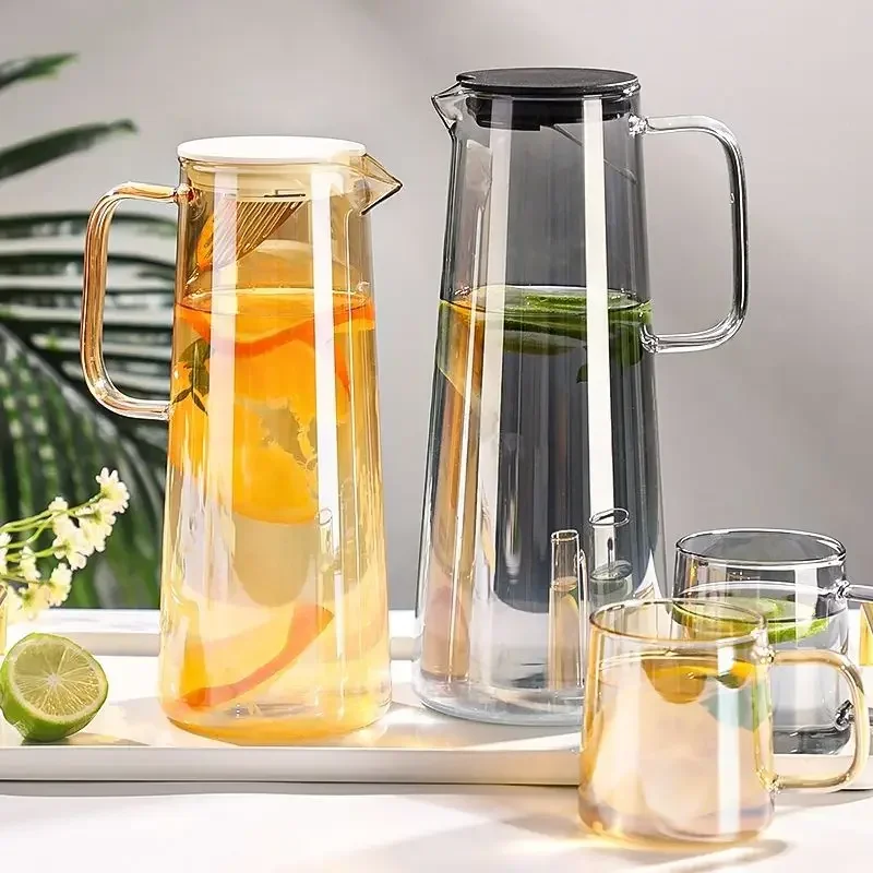 1.8L Glass Pot Pitcher with Lid Easy Clean Heat Resistant Glass Water Jug Refrigerator Carafe with Handle for Hot/Cold Beverages