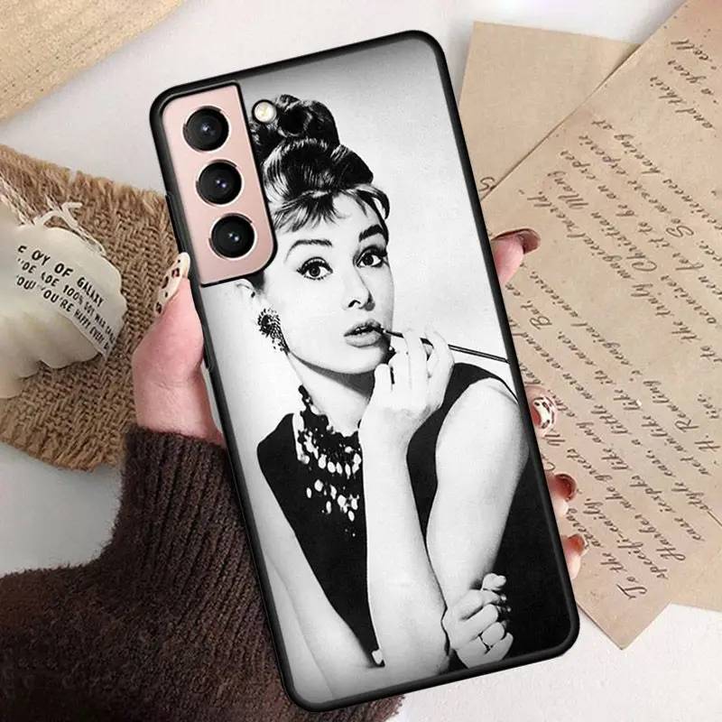 Audrey Hepburn Phone Cover Shell For samsung galaxy S24 ULTRA S23PLUS S21 S20fe S20ULTRA S21Fe S22PLUS S23ULTRA coque Cases