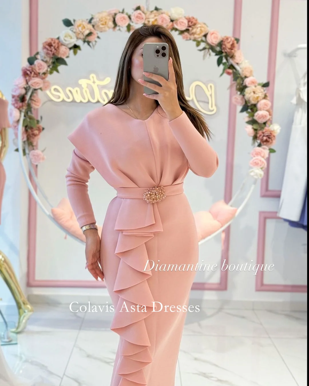 2024 Fashion Style Arabic Morden Pink Crepe Satin Evening Dresses Customized Ruffles Formal Prom Growns Party Women Bride