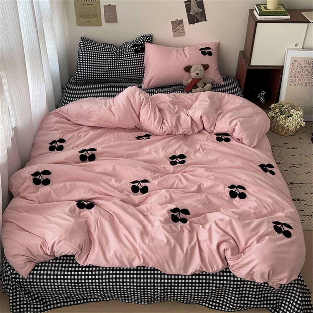 

Ins Bedding Sets Black Embroidery Textiles Pink Duvet Cover Bed Flat Sheet Twin Full Queen Princess Bed Linen Girls Quilt Cover