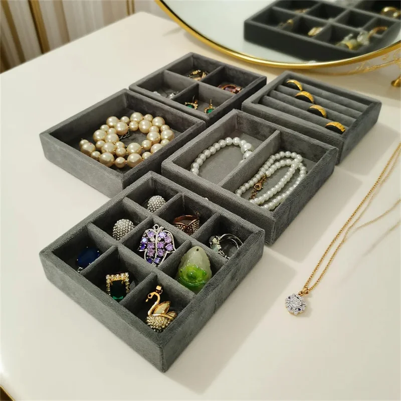 

Портативный бархатный лоток для колец, ящик для хранения ювелирных изделий для браслетов, подвесок, сережек - удобный лоток-органайзер для ювелирных изделий