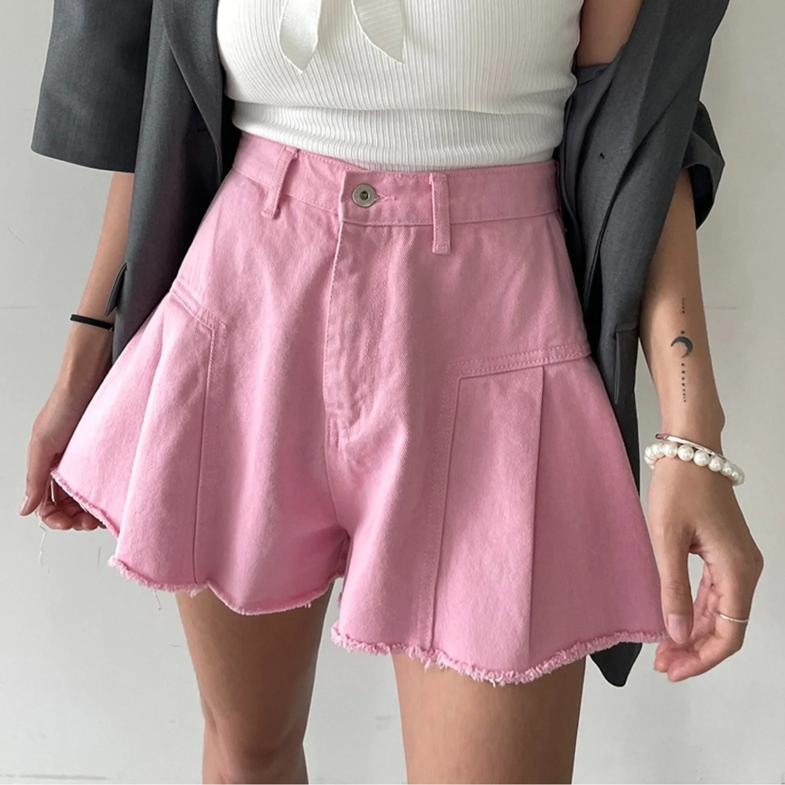 

High Waist A-Line Skirt Wide Leg Pants Short Jeans Women's Fashion Summer Macaron Color Frayed Hem Denim Shorts Casual Style