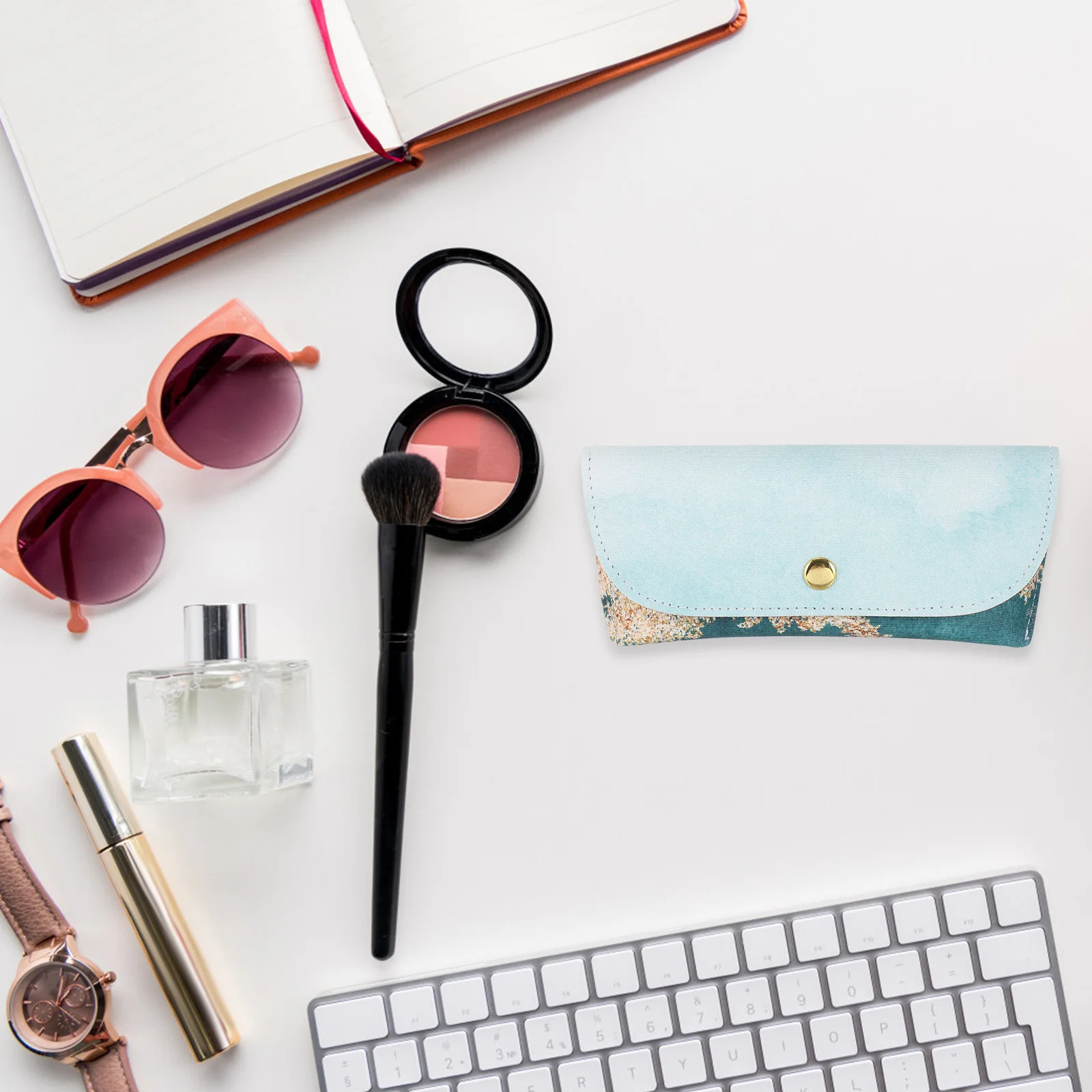 

2Pcs Spectacles Case High Quality Workmanship Glasses Protector Case Portable Small Design Fits in Handbag Ideal Gift for Family