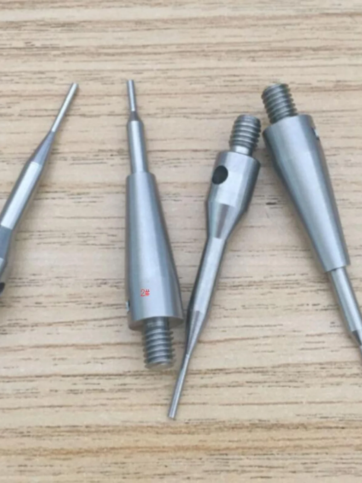 Renishaumabosporon probe can undertake various non-standard customized measuring needles, probe needles M4 * 50 * 1.0