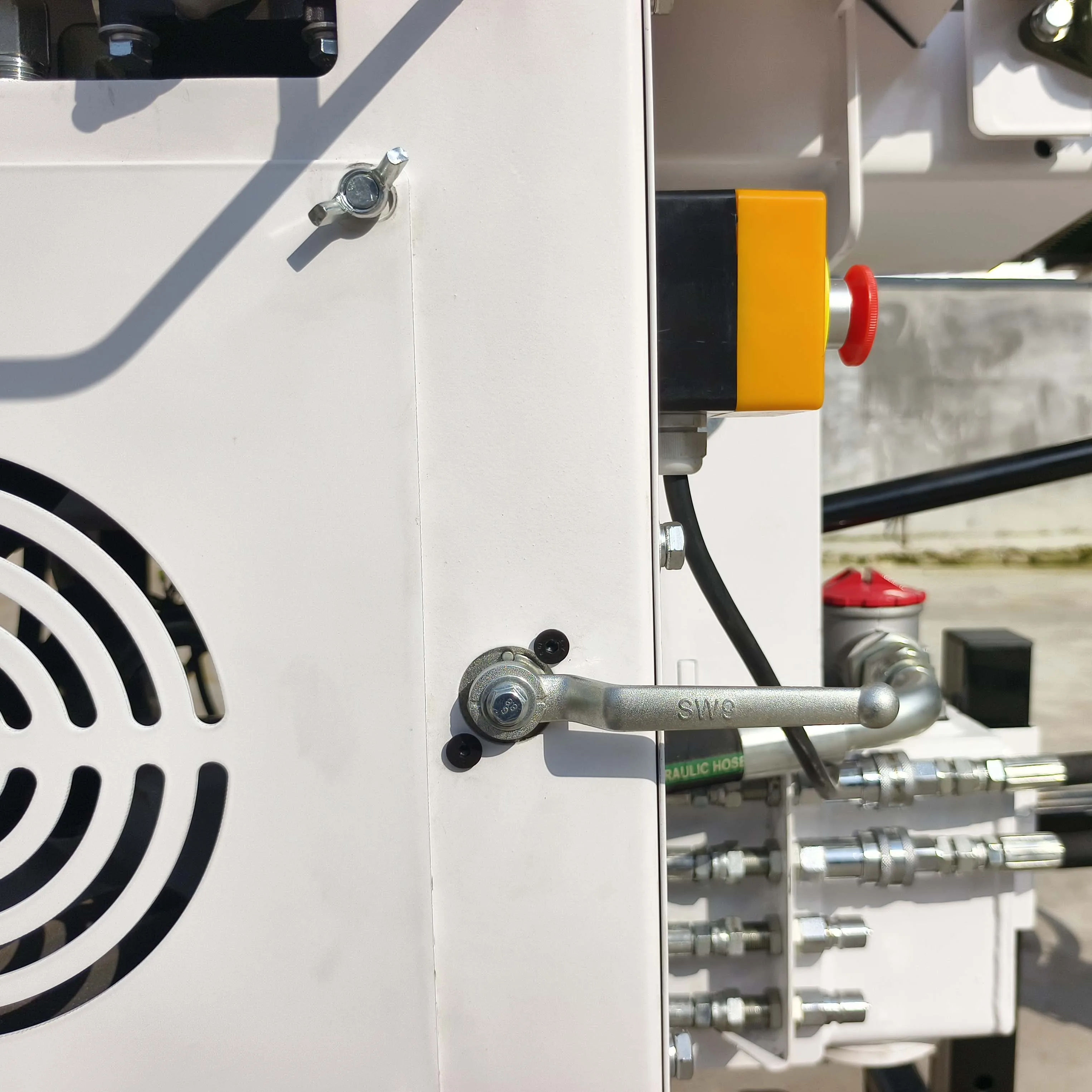 Automatic Hydraulic Firewood Processor 20 Ton Heavy Multi-Function Wood Processor with CE Certificate Approved