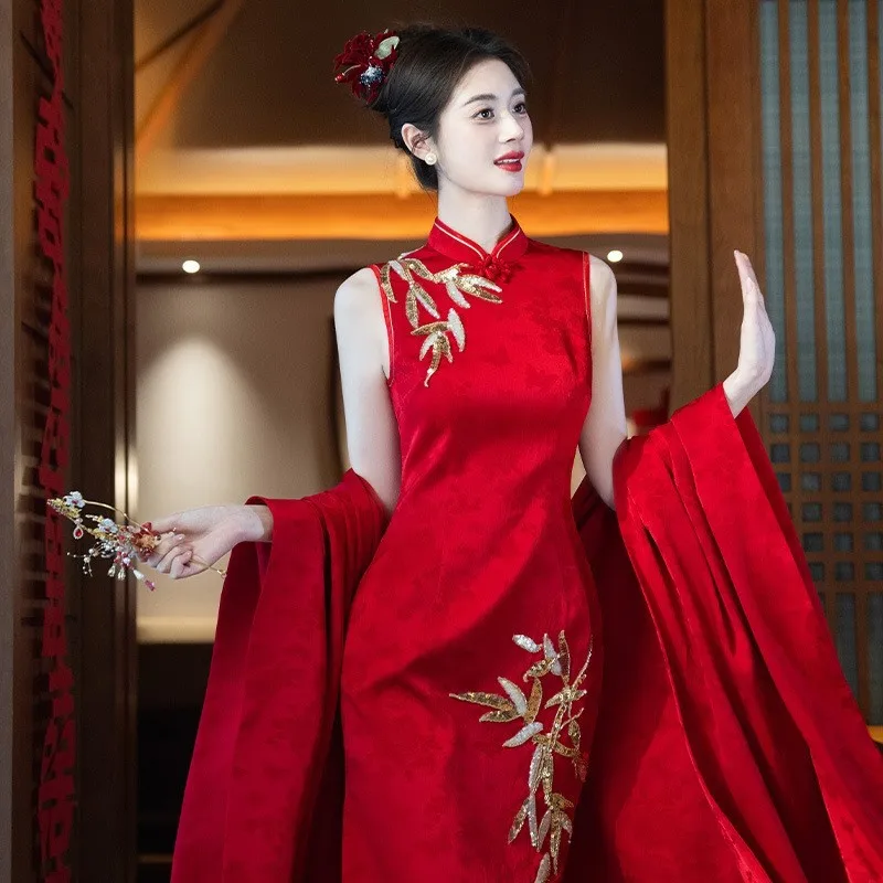 

Новая красная банкетная шаль Cheongsam в китайском стиле