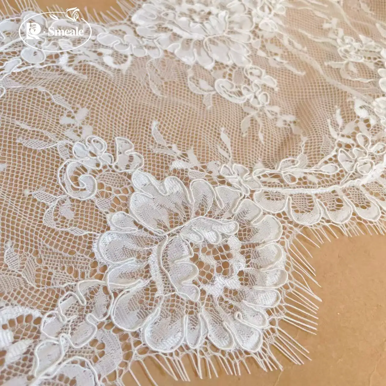 Breite 20 cm und 24 cm. Kordelbestickter Wimpernspitzenstoff, hochwertiger Stoff für Brautkleider, Hochzeitskleider, DIY-Röcke. – Detail 11