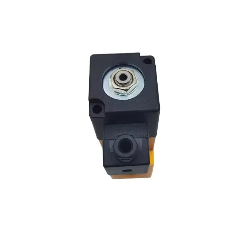 YO23JD-15P2 AC220 new high pressure solenoid valve two-position three-way blowing valve kingpin pneumatic components