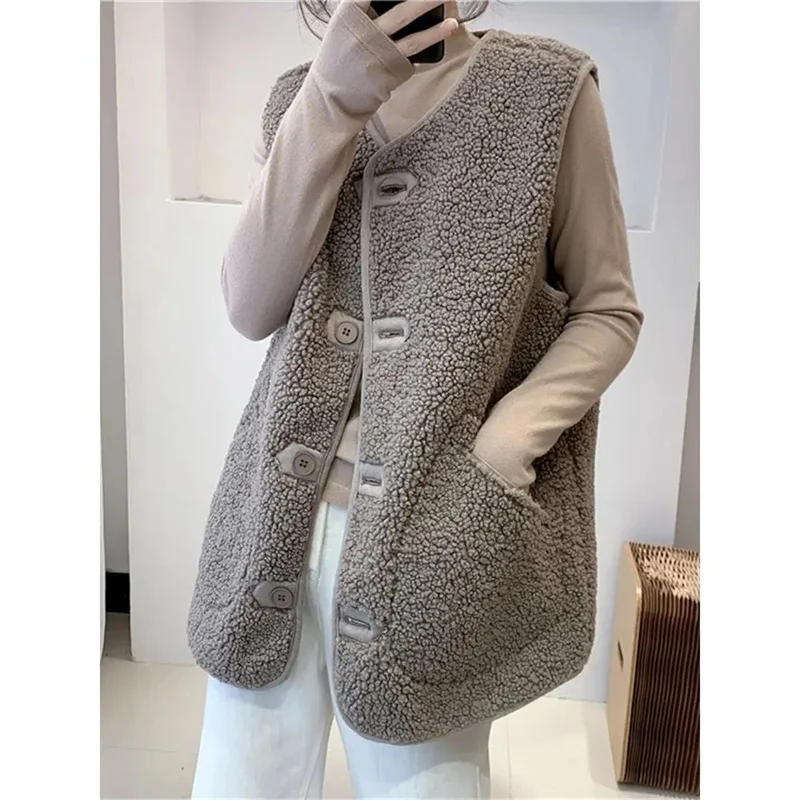 

Women's Waistcoat In Autumn Winter Of 2023 a New Style Of Imitation Lamb Fur and Fur Loose Korean Version Sleeveless Vest Style