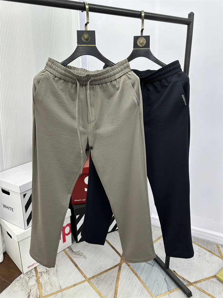 

Летний мужской комплект: охлаждающая футболка с коротким рукавом и легкие быстросохнущие дышащие брюки из полиэстера