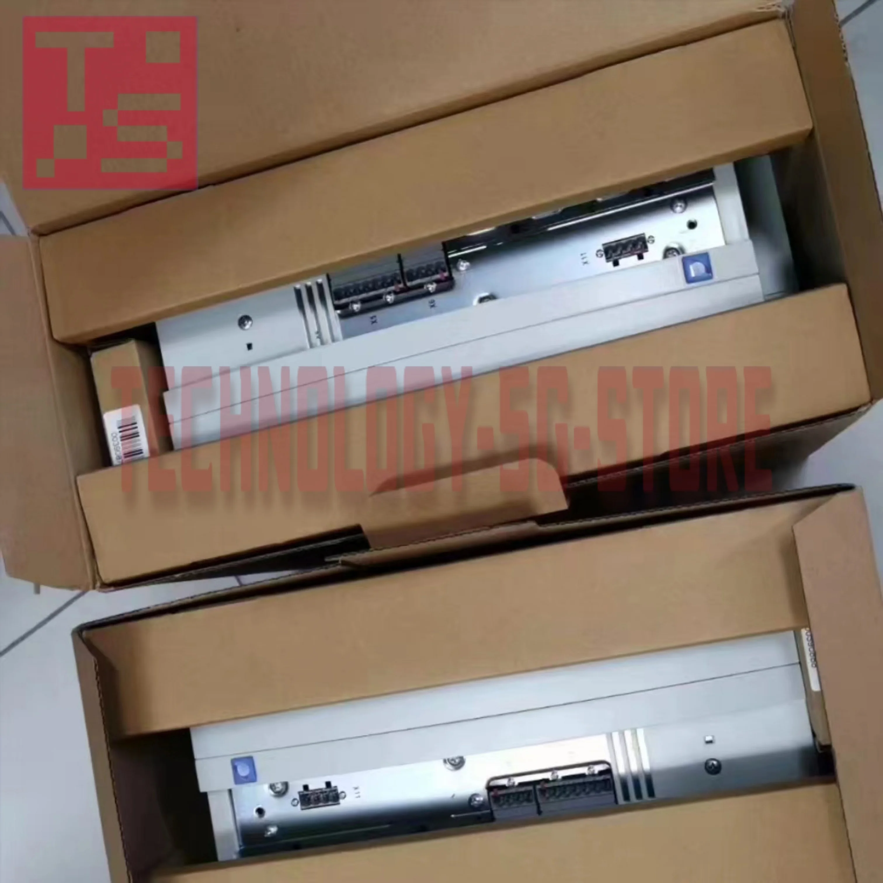 

servo driver new in box EVS9326-EIV907