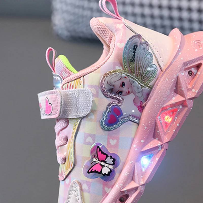 Scarpe Casual da ragazza Disney scarpe leggere a Led in pelle sport per bambini alla moda Frozen Princess Elsa Pink Purple Shoes Sneakers