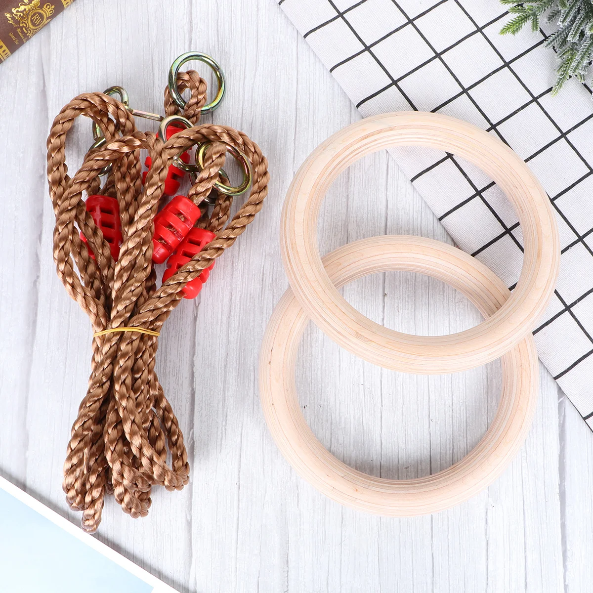 

1Pair Wooden Gymnastic Rings Solid Smooth Surface for Backyard Swing Sets Kids Fitness Strength Training Full Body Exercises