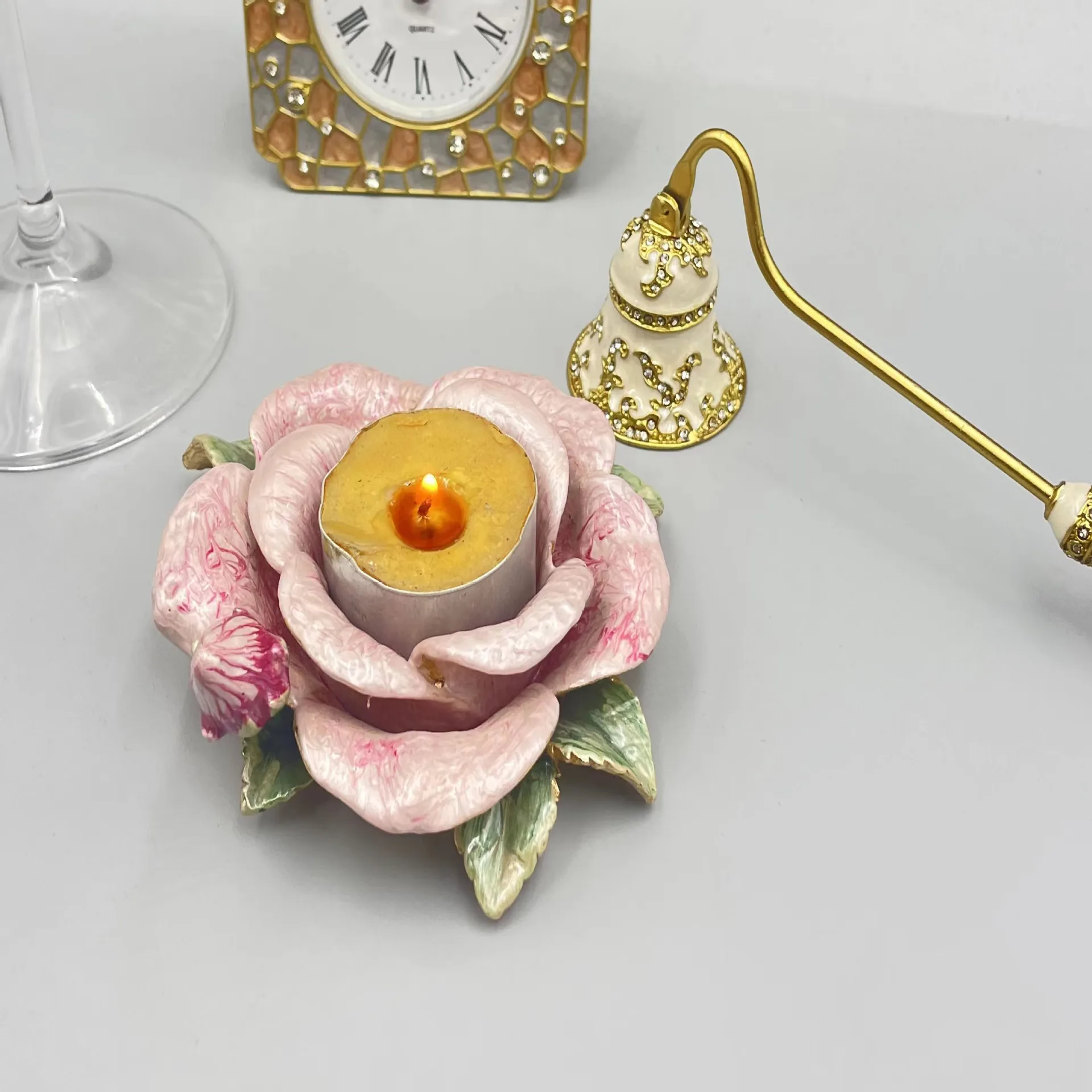 Japanese And Korean Style Roses Candle Tray Scented Candle Tray Base Christmas Gift Home Ornament