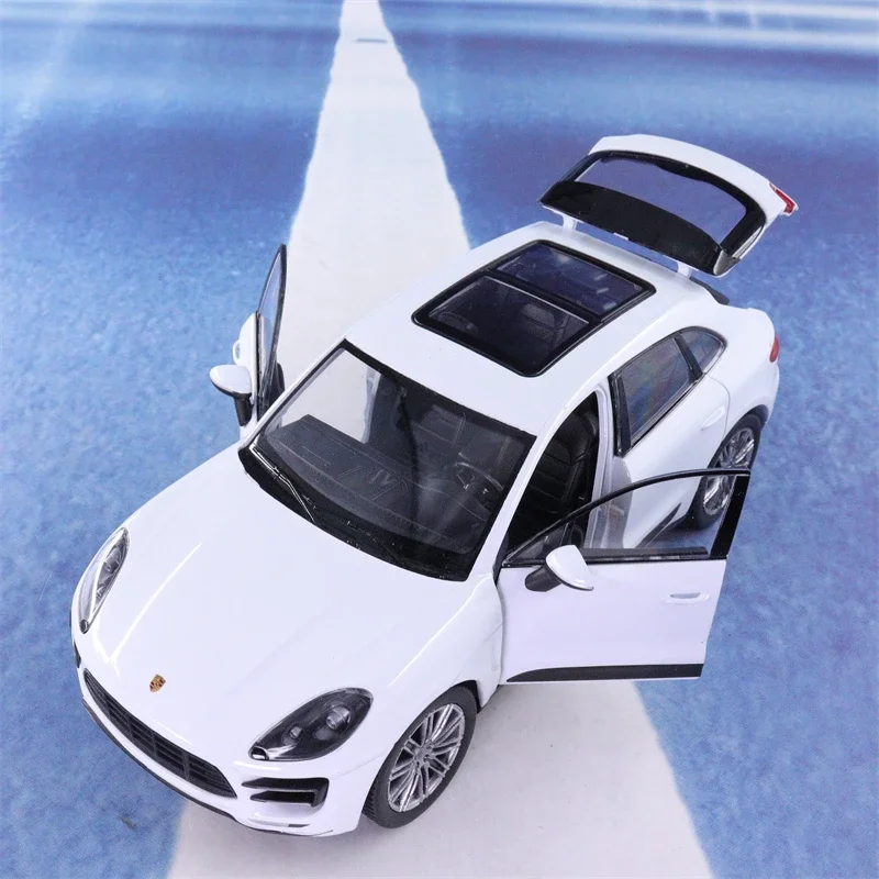 WELLY 1:24 Porsche Macan Turbo SUV High Simulation Diecast Car Metal Alloy Model Car decoration display collection gifts B121