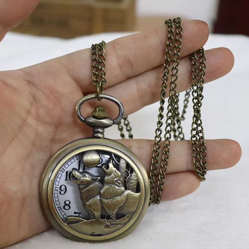 classic Double Wolf Bronze vintage Men Women Antique Model Hollow Retro Wolf pocket Watch