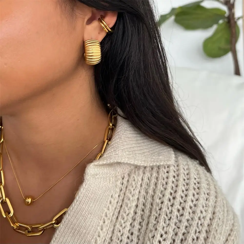 Elegant Gold Color Chunky Wide Texture C Shape Hoop Earring for Women Waterproof Polished Stainless Steel Huggie Jewelry Gifts