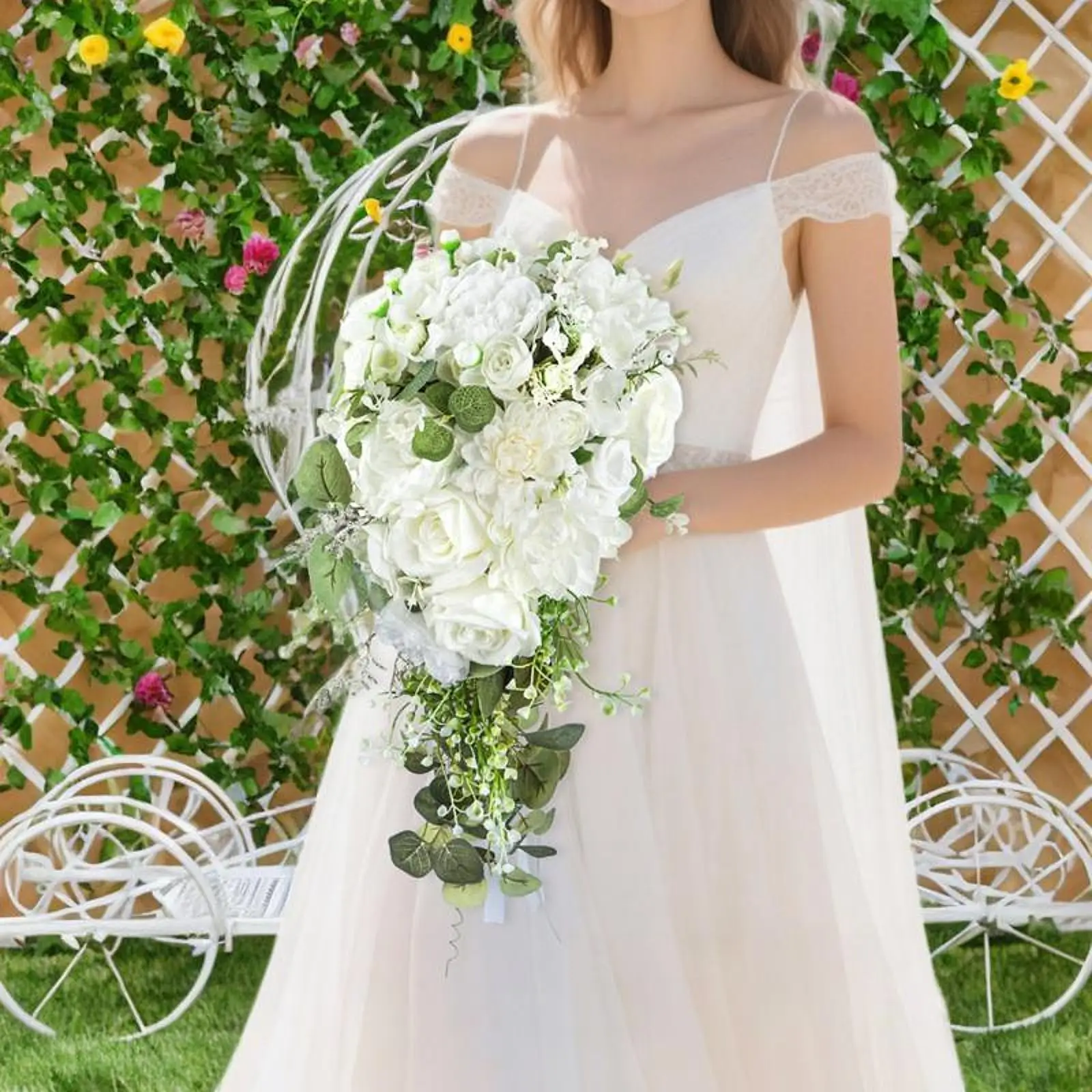 

Wedding Bouquet Bridesmaid Fake Flower Bunch Bridesmaid Holding Flowers for Party Ceremony Wedding Bridal Shower Centerpieces