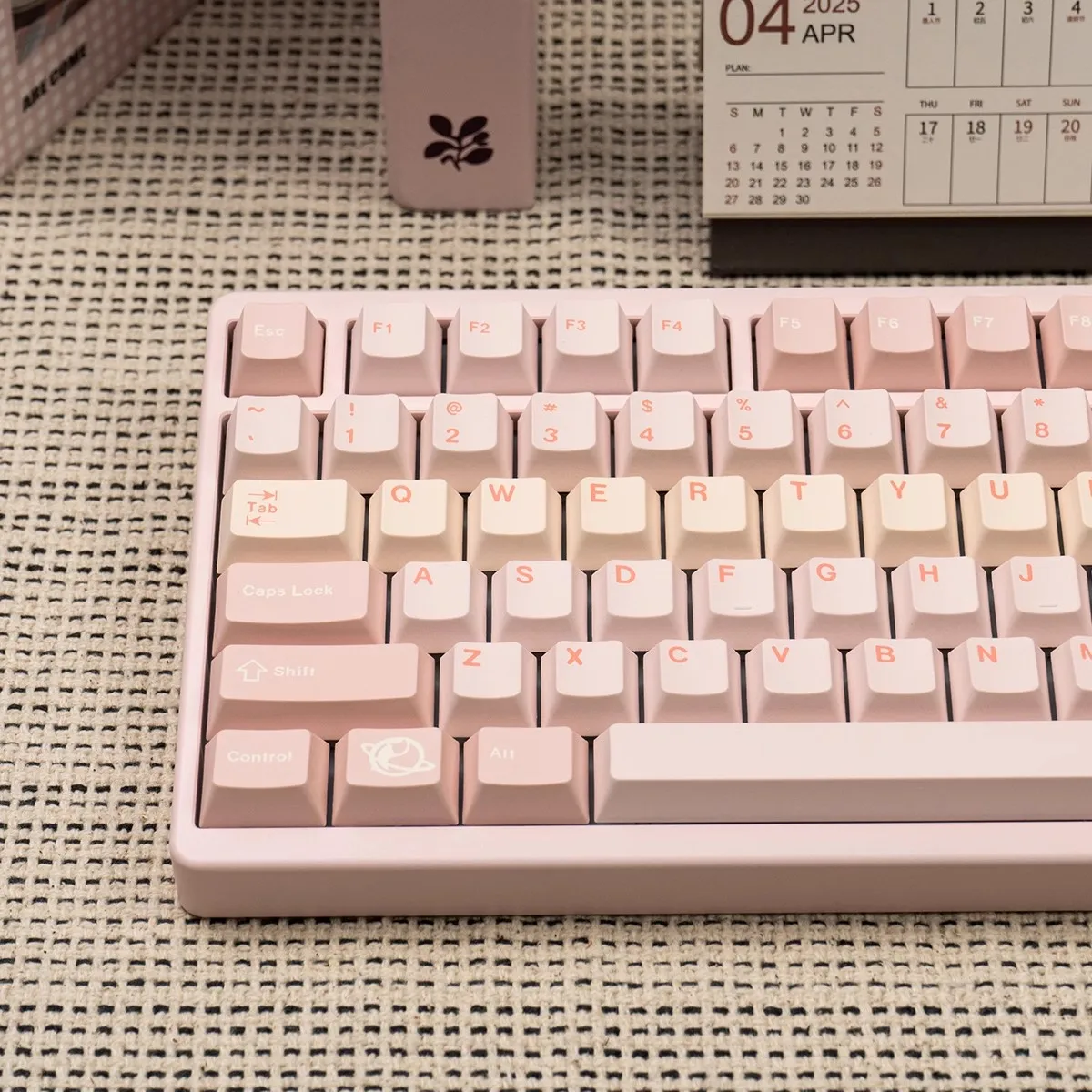 GMK  Lovely pink Keycaps PBT Dye  151 Key Caps Cherry Profile Keycap With 2.25U 2.75U 3U 7U Spacebar ISO Enter