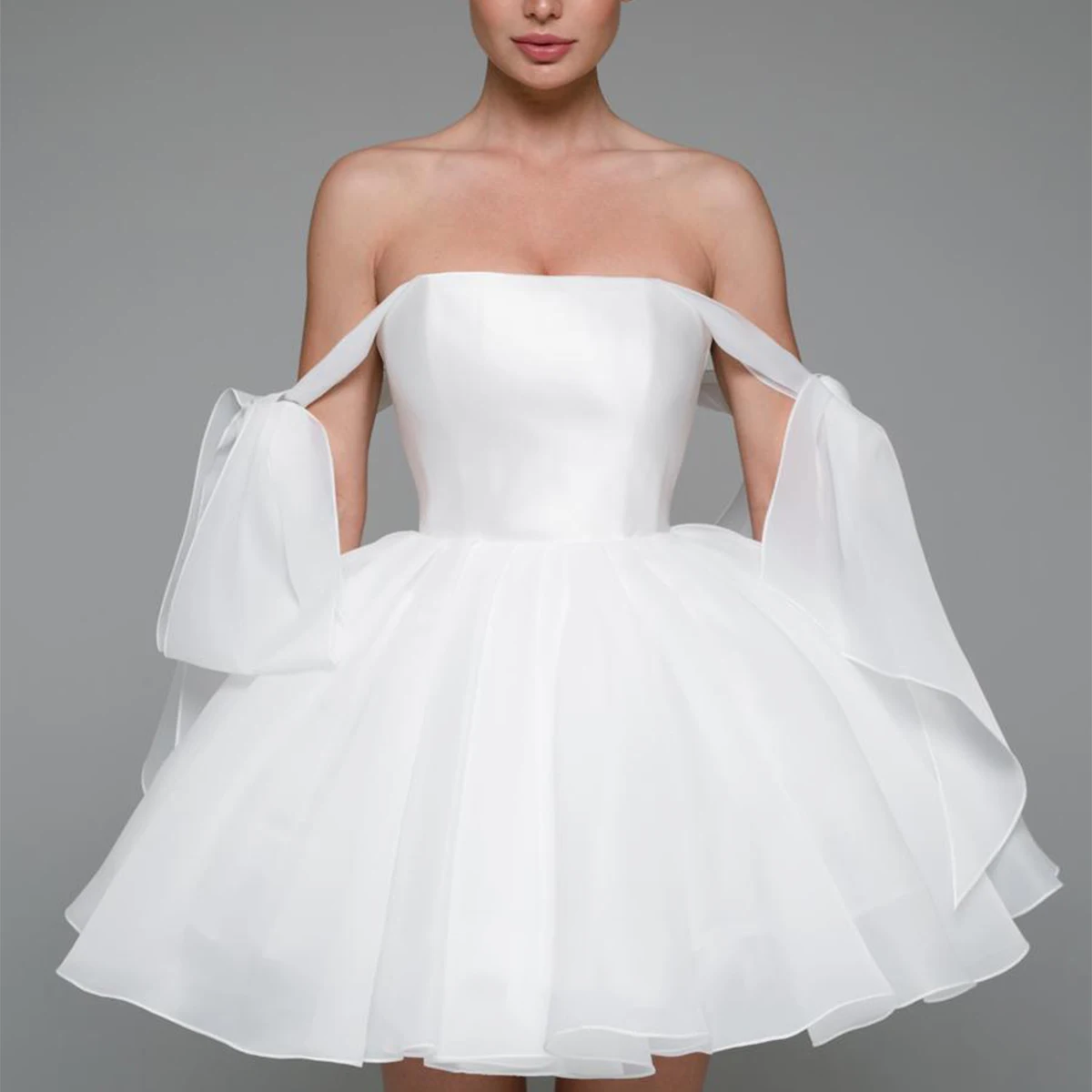 

Simple Organza Short Wedding Dresses With Bow Puffy Mini Ball Gown Vestidos Novia Backless A Line Bridal Party Gown For Women