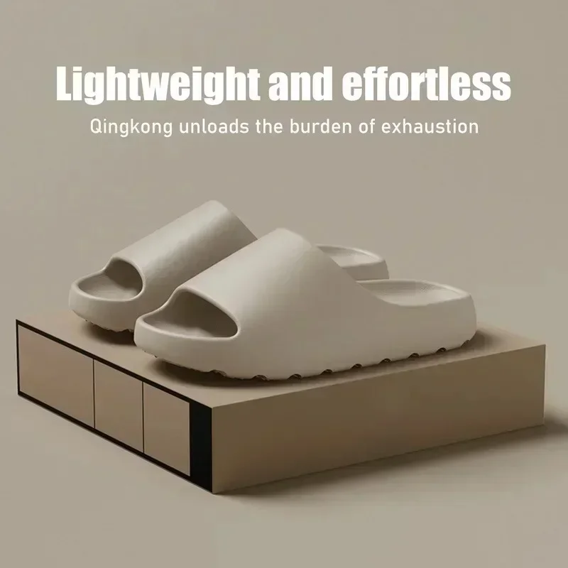 شباشب نسائية من مادة EVA شباشب عصرية صيفية ناعمة وسميكة وصنادل شاطئ Yeezys للرجال