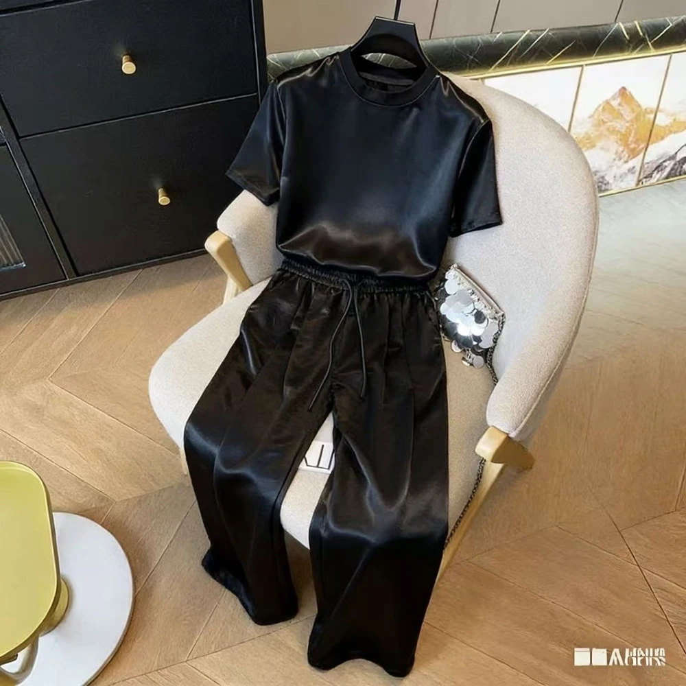 Mens Acetate Fiber Satin Glossy T-Shirt Pants Two-Piece Sets Streetwear Fashion Breathable Youth Outdoor Versatile Sets 2026 New