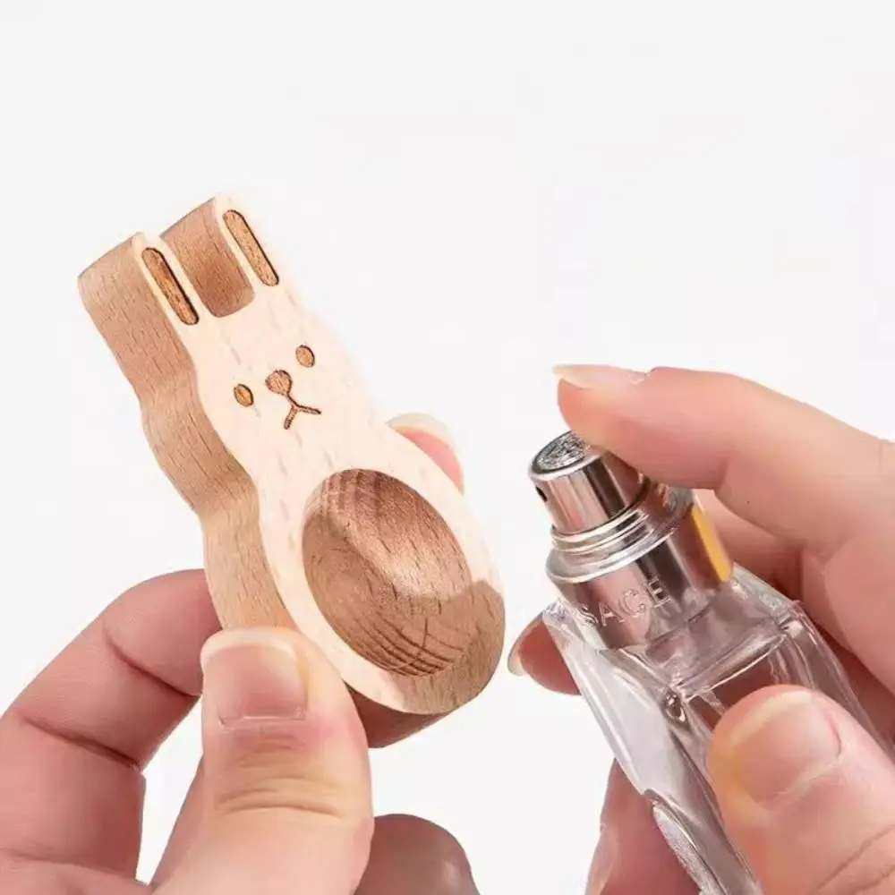 Useful Eco-Friendly Aromatherapy Diffuser Refreshing Air Rabbit Wooden Diffuser Fragrance Diffused Essential Oil Diffuser Home