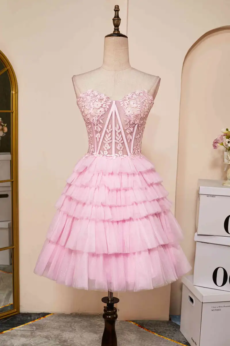 

Sweetheart Tulle Tiered Homecoming/Graduation Dress Corset A Line Mini Ball Gown With Appliques Open Back Short Party Dresses