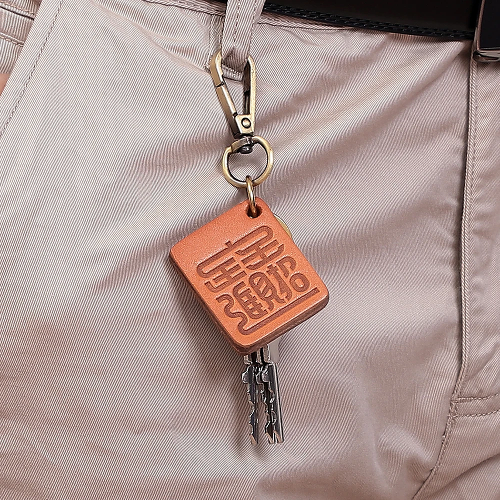 Handmade genuine leather prayer key pendant with retro vegetable tanned leather lucky character keychain creative small gift
