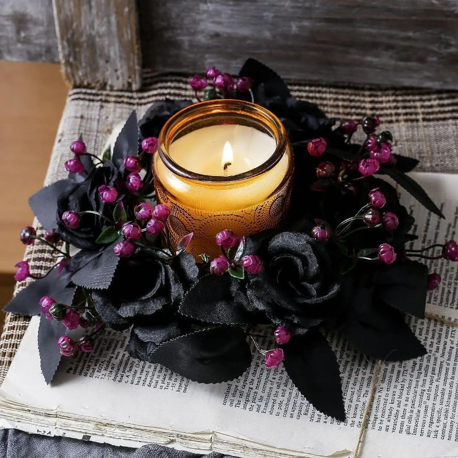 Halloween Black Artificial Rose Candle Ring Multifunctional for Indoor Outdoor Lightweight Realistic Tabletop Decoration Wreath