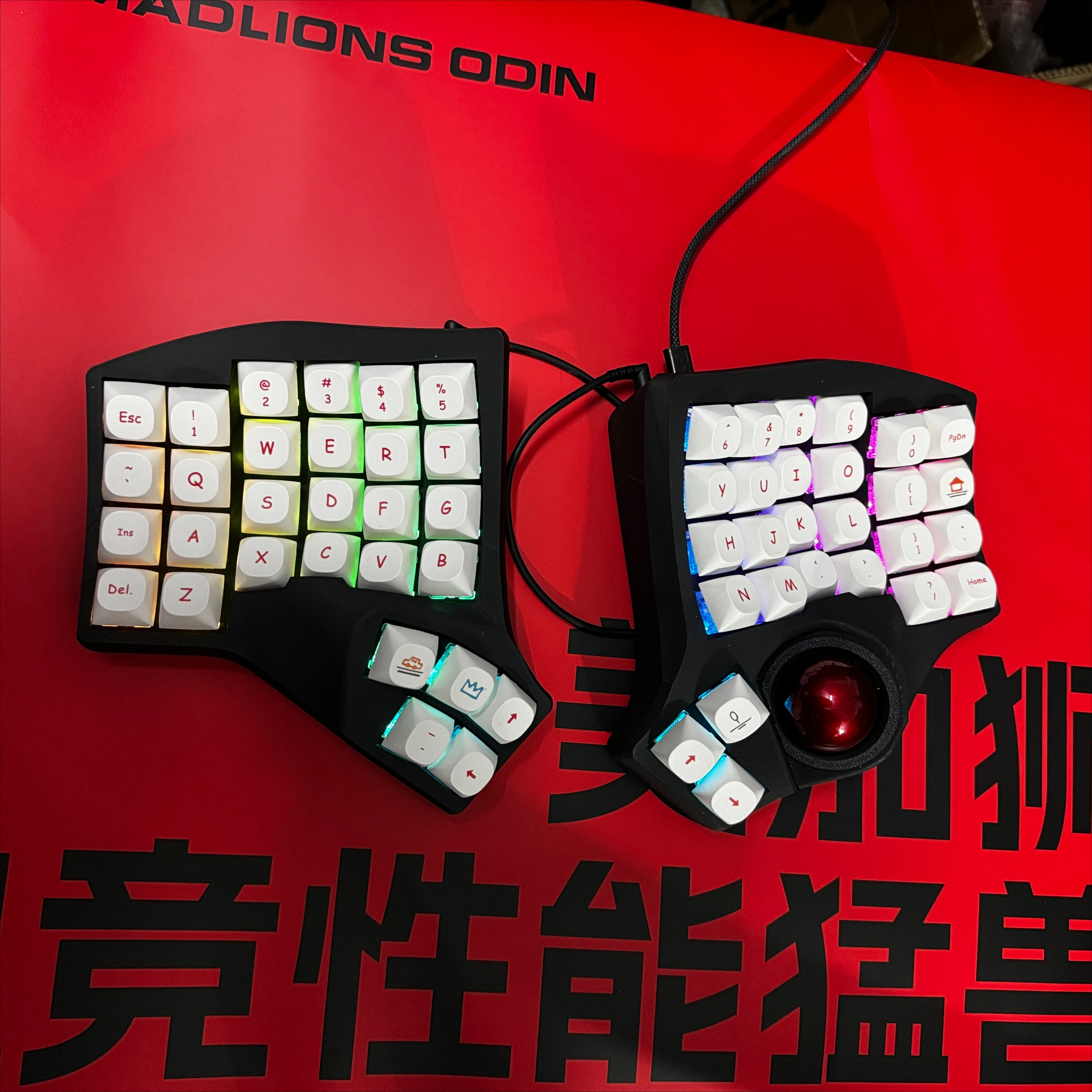 Charybdis ミニ分割キーボードキットカスタム Bluetooth ワイヤレス