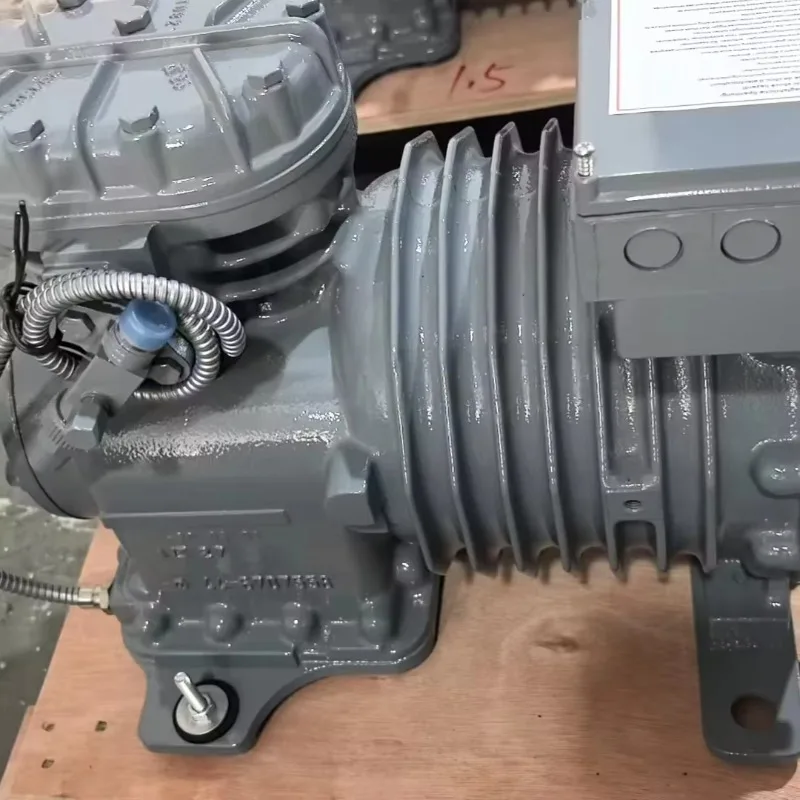 

Полугерметичный поршневой компрессор, модель KSLP-20X-EWL для среднего и низкотемпературного холодильного оборудования