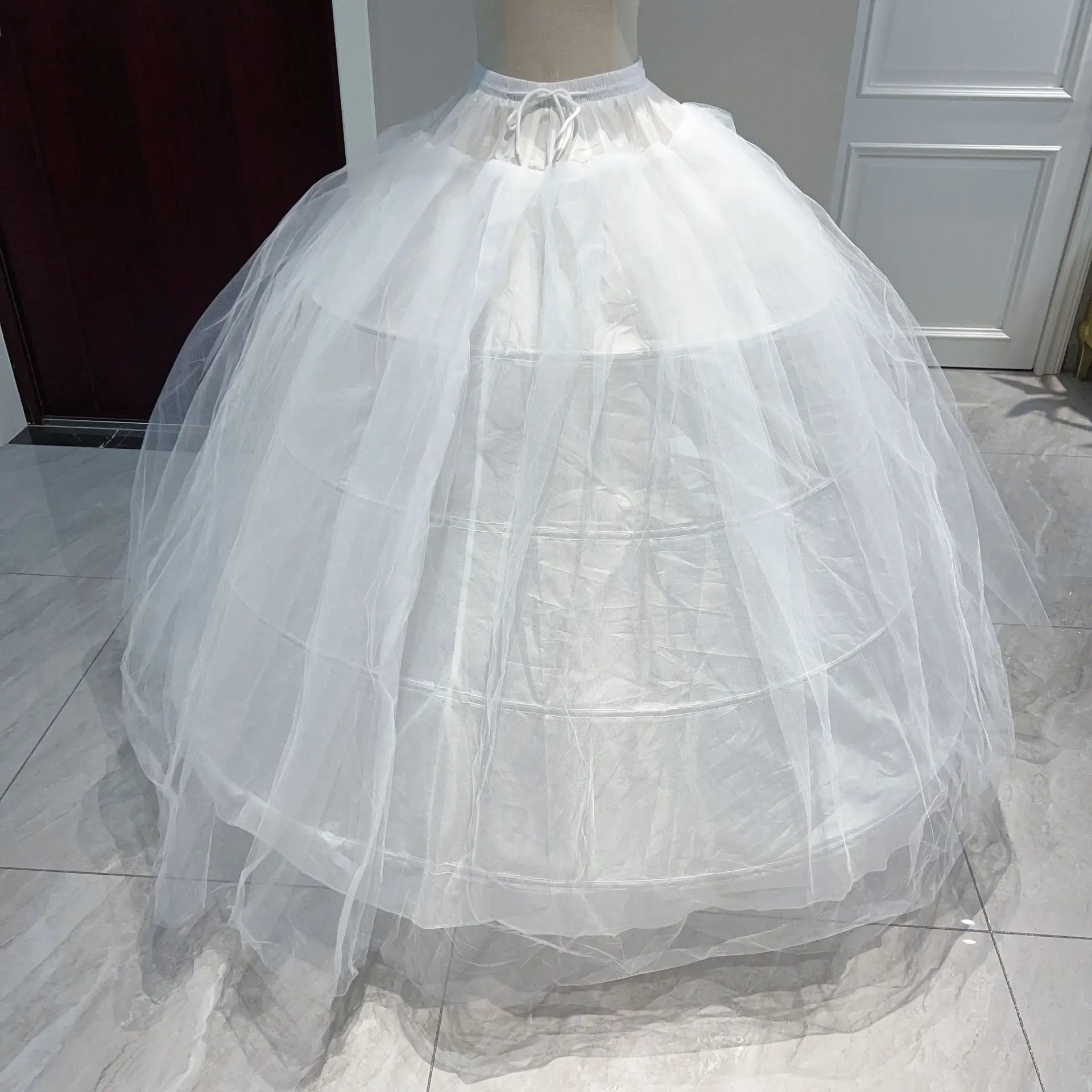 New Arrival Hotsell 4 Layers 2 HoopsBig White Petticoat Super Fluffy Crinoline Slip Underskirt For Wedding Dress Bridal Gown