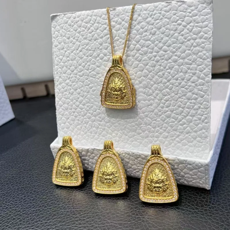 LABB Real 18K gold triangle pendant Au750 gold inlaid moissanite necklace pendant neutral pendant boutique jewelry gift D0228