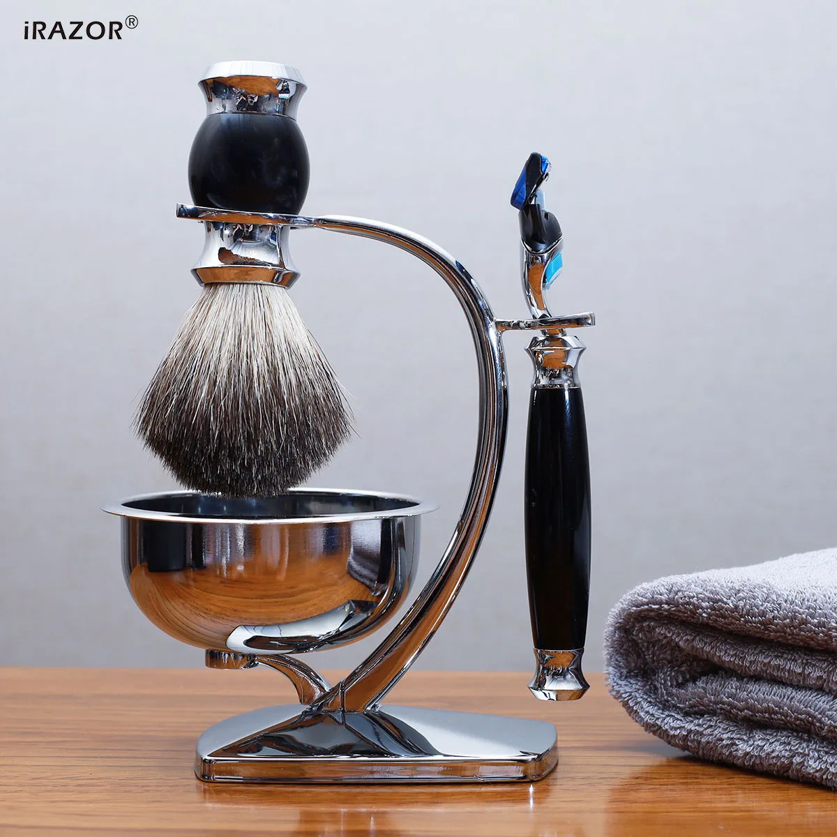 irazor-classic-kit-da-barba-4-in-1-per-uomo-rasoio-a-5-lame-spazzola-per-pulizia-del-viso-set-regalo-perfetto-per-la-cura-della-barba
