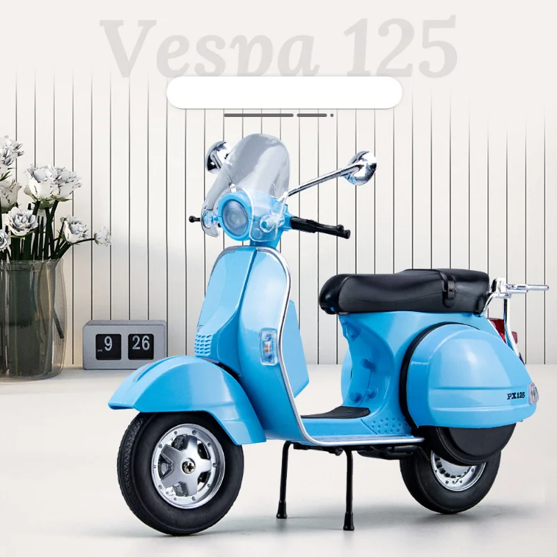 Diecast Metal Modelo de Motocicleta, Vespa 125, Coleção Educacional, Luz e Som Infantil, Roman Holiday Classical Gift, Escala 1:10