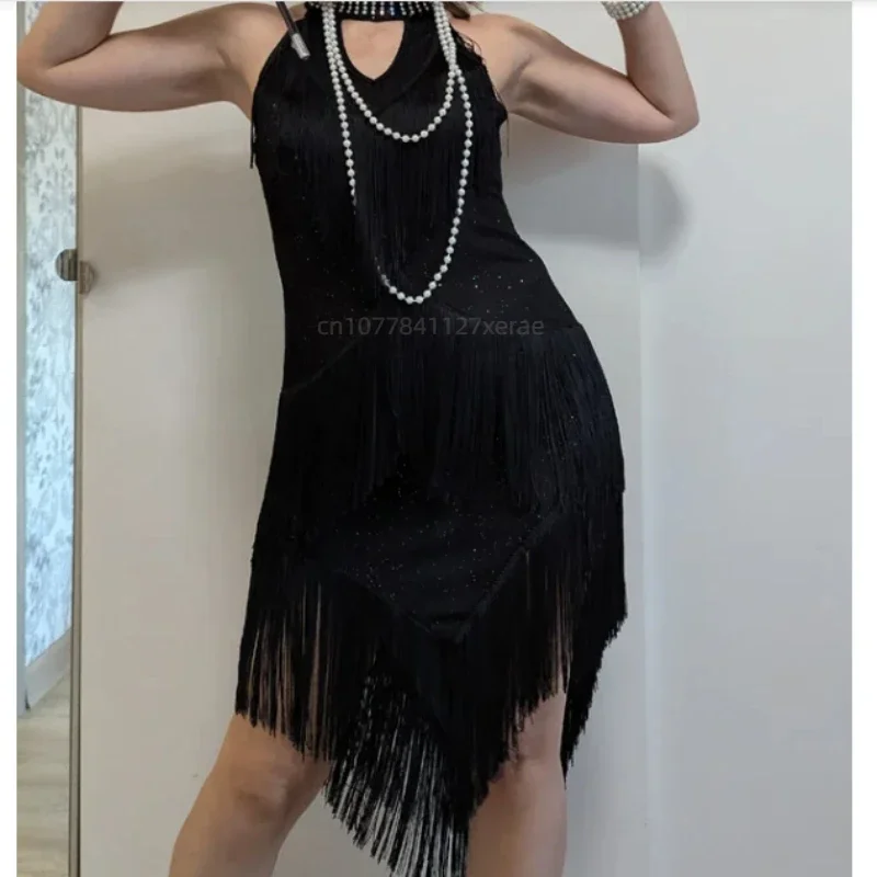 グリッターラテンダンス衣装 不規則なタッセル ラテンダンス競技衣装 ステージダンスパフォーマンス衣装 女性用