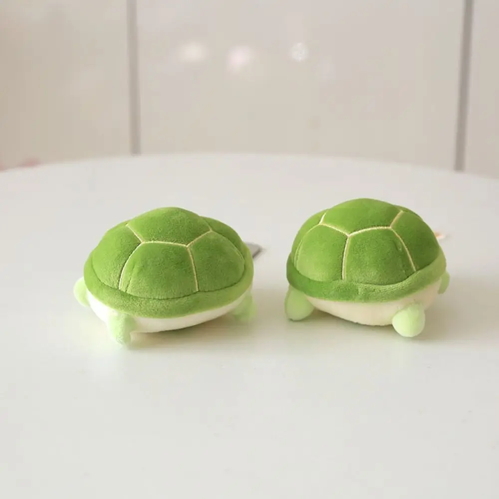 Nuevo llavero de muñeco de tortuga de dibujos animados, pequeño colgante creativo de bolsa de tortuga de peluche, llavero de coche de 10 cm, regalos