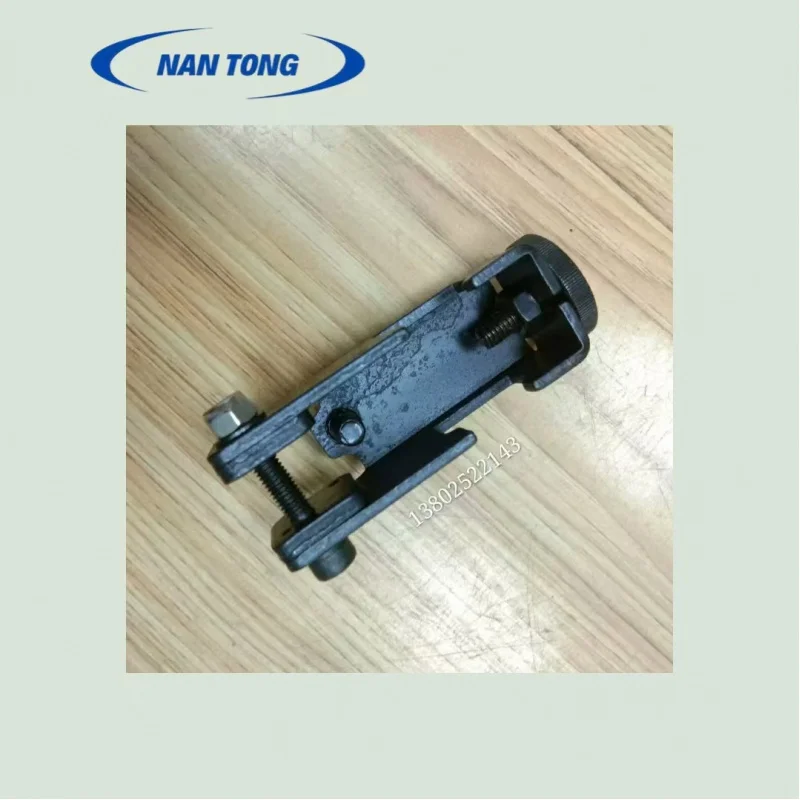 offset-press-parts-for-heidelberg-roland-komori-printing-machine-spare-parts-a0825-seat-for-sm52-cd102-lithrone